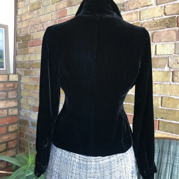 Vintage Black 90s Silk Rayon Velvet blouse size small - Picture 6 of 6